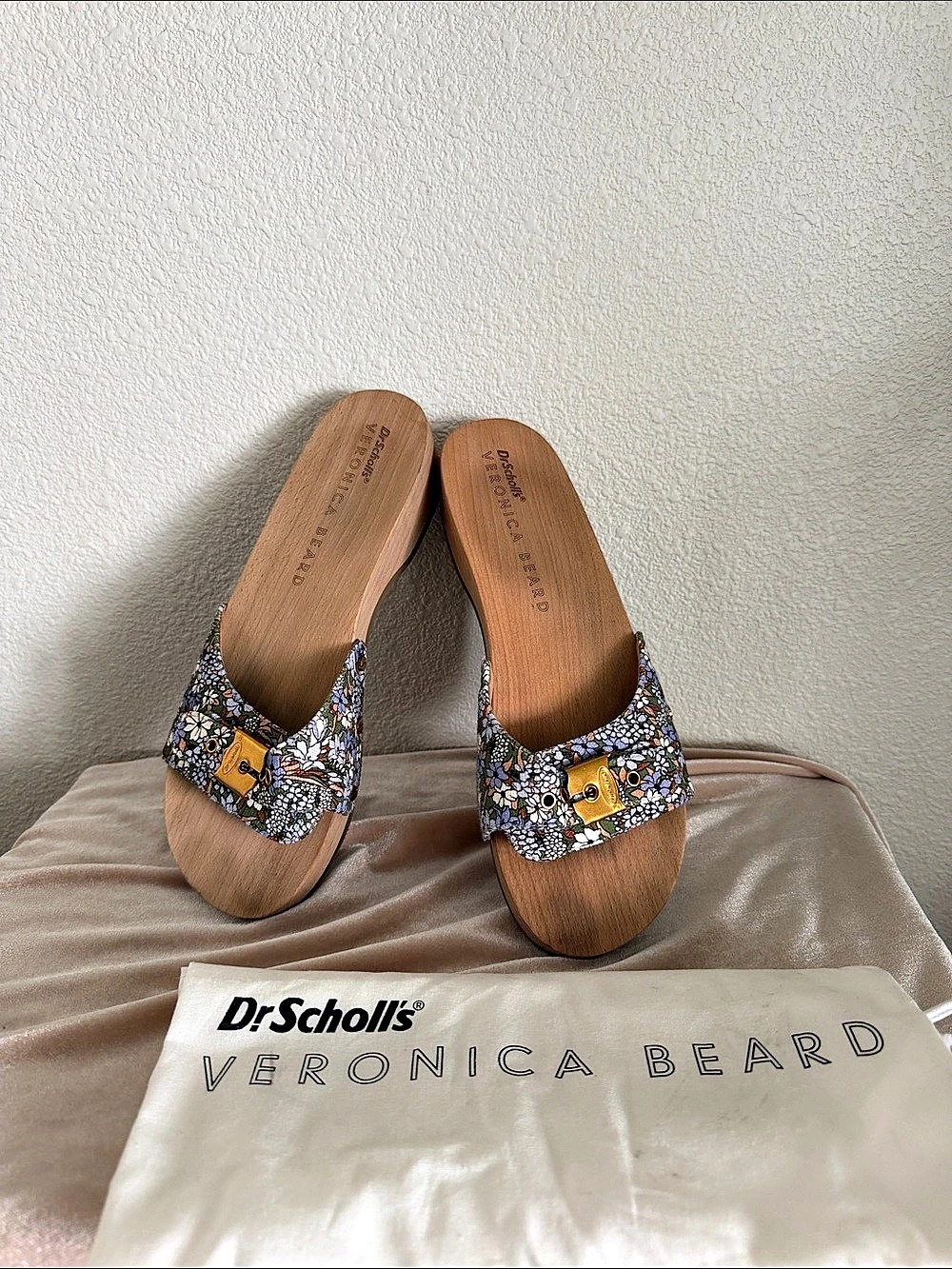 VERONICA BEARD/ DR SCHOLLS Floral sandals Multicolor Size 38 Like New